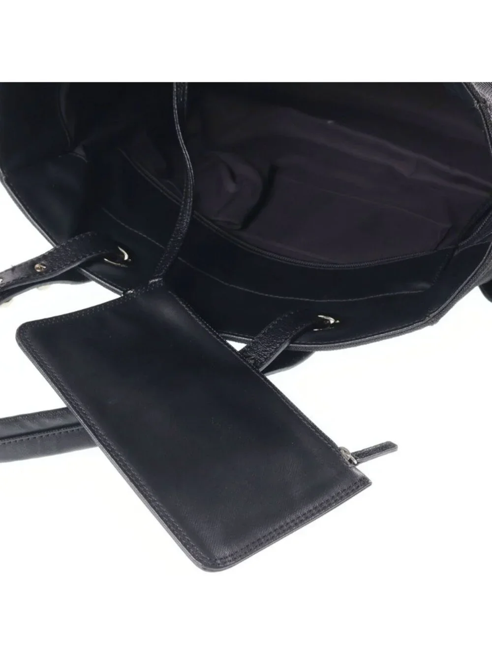 CHANEL excellent edge
